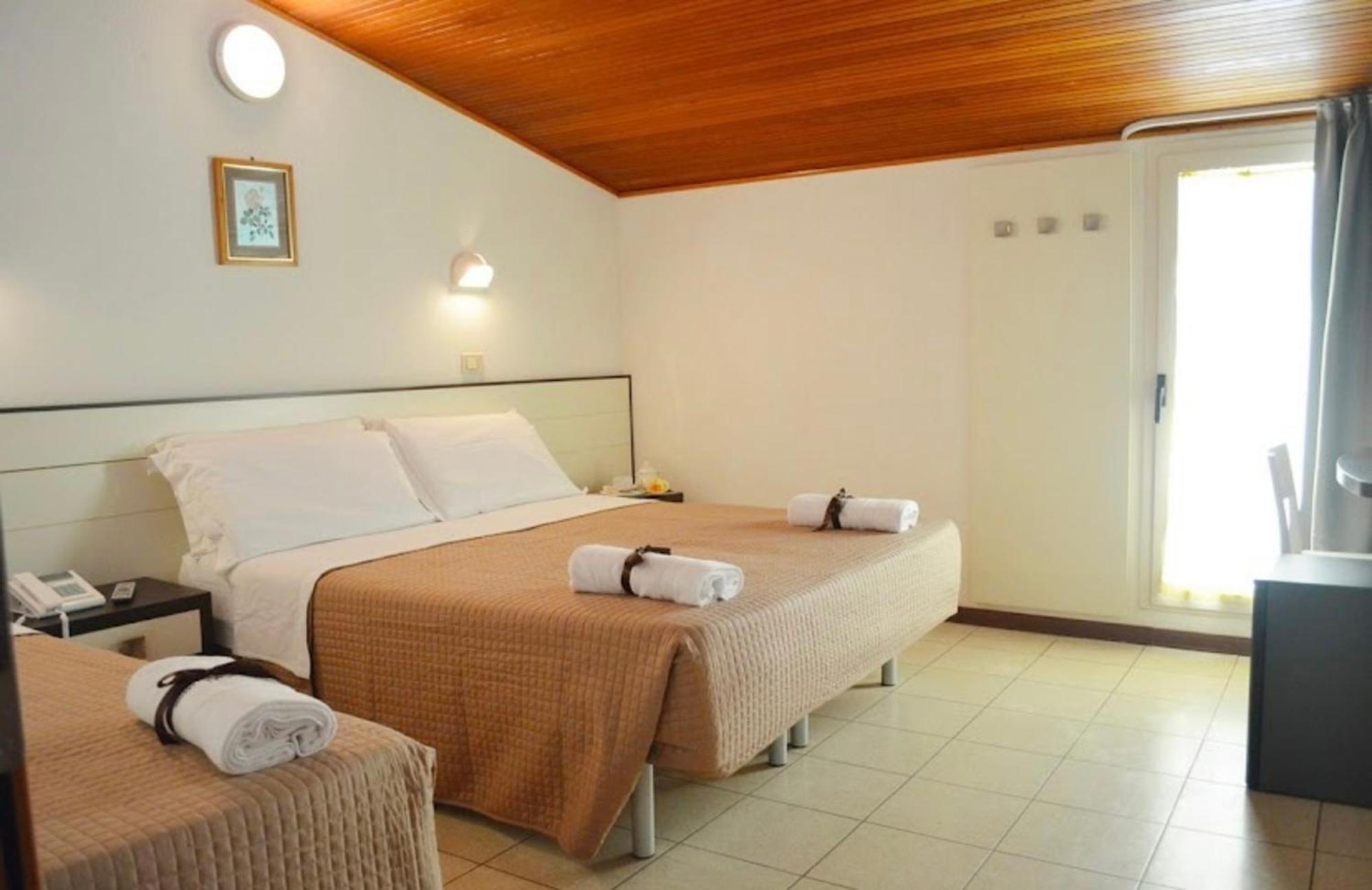 Hotel Europa Milano Marittima Habitación foto